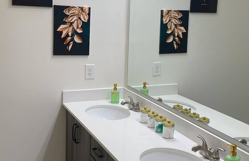 Mableton Apartamento | Luxury Hamptons Apartment On The Chattahoochee River