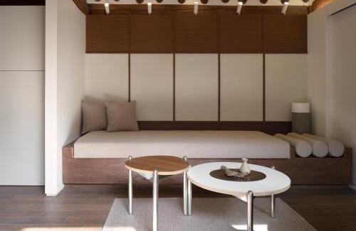 Seochon Villa | Luxury Hanok Stay Elegance