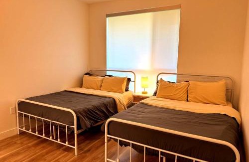 Lyon Street Apartamento | Luxury Haven 10 Min From Disneyland With Pool & GYM