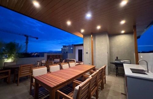 Malabanias Apartamento | Luxury Haven Near Walking Street