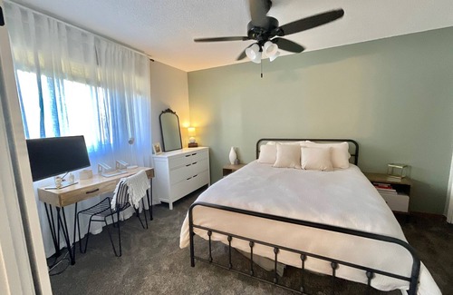 Weber Condominio | Luxury Hawkeyes Retreat Home