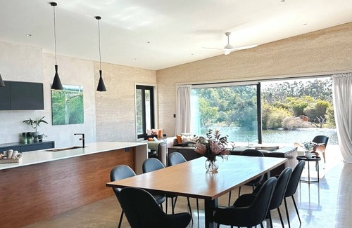 Wilyabrup Casa | Luxury HEMP 4 x 4 house w lake view & outdoor spa, EV charger, home cinema