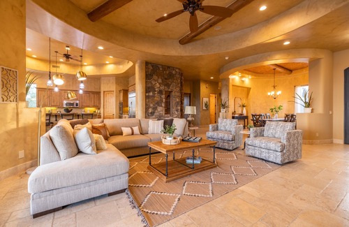 Sunrise Desert Vistas Casa | Luxury Hideout with Infinity Pool & Spa