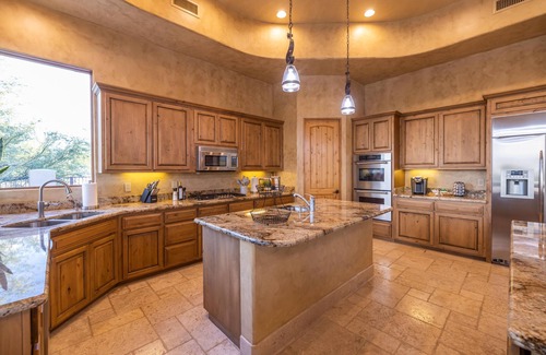 Sunrise Desert Vistas Casa | Luxury Hideout with Infinity Pool & Spa