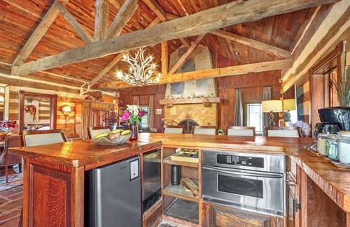 Wimberley Casa | Luxury Hill Country Escape Pool, Hot Tub, Firepit Near Wineries