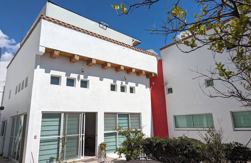 Querétaro Casa | Casa de lujo con alberca y EV charger – ubicación inmejorable en Querétaro
