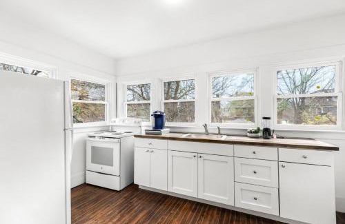 Detroit Apartamento | Luxury Holbrook Apartment