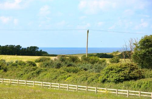 St Merryn Casa | Luxury holiday home with HOT TUB