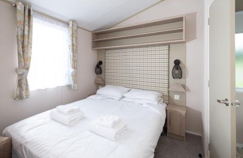 Hewas Water Otro | Luxury Holiday Home Sleeps 6 Pet Friendly