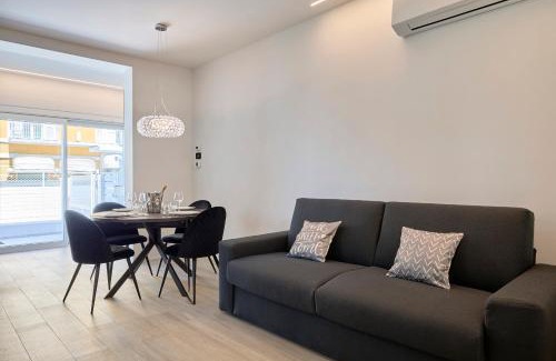 Riccione Villa | Luxury Home Ceccarini - Lungomare con parcheggio privato