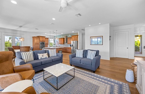 Gulf Shores Casa | Luxury Home- Coastal Chic Retreat in South Seas – Steps from the Beach-4 Bedroom