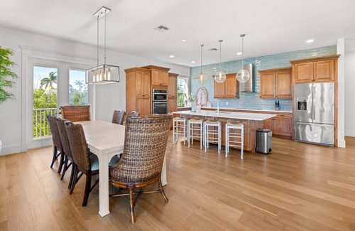 Gulf Shores Casa | Luxury Home- Coastal Chic Retreat in South Seas – Steps from the Beach-4 Bedroom