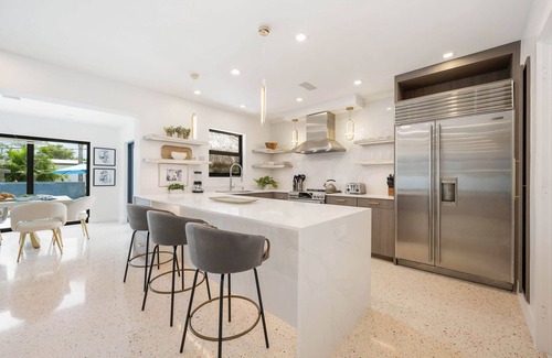 North Corals Casa | Luxury Home, Guest Suite, Heated Pool, Tiki, Grill