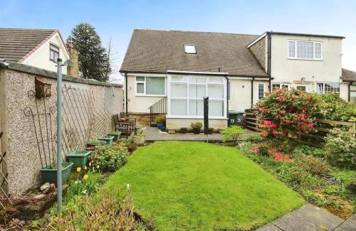 Bradford Casa | Luxury Home in Low Moor