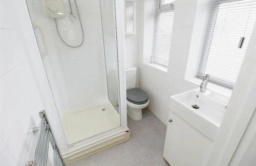 Bradford Casa | Luxury Home in Low Moor