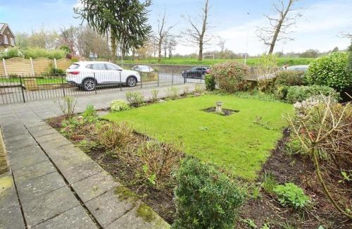 Bradford Casa | Luxury Home in Low Moor