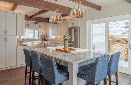 Crested Butte Casa | Luxury Home in Mt. Crested Butte, Stunning Mountain Views, Hot Tub