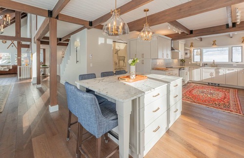 Crested Butte Casa | Luxury Home in Mt. Crested Butte, Stunning Mountain Views, Hot Tub