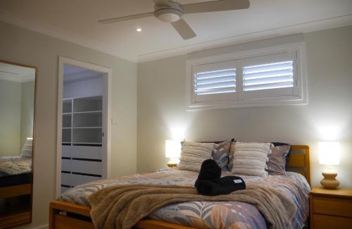 Yowie Bay Casa | Luxury Home in Yowie Bay - pet friendly