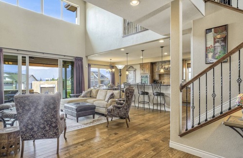 Gleneagle Casa | Luxury home located in the Gleneagle area of Colorado Springs