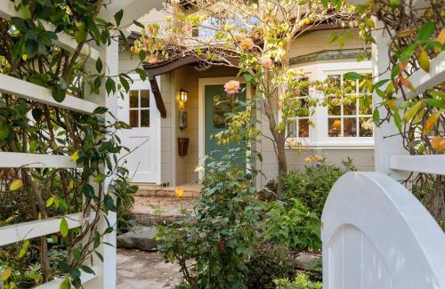College Terrace Casa | Luxury Home Next to Stanford University