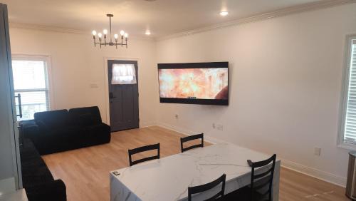 Seventh Ward Casa | Luxury Home Nola 3bed 2bath