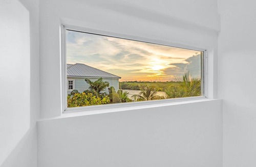 Marathon Casa | Luxury Home, Oceanfront Views, Private Pool & Dock