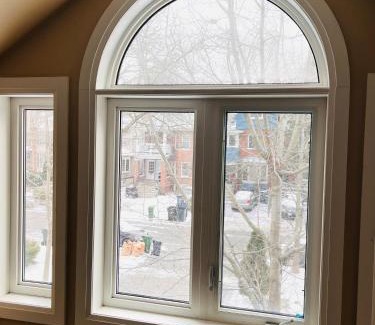 Upper Beaches Casa | Luxury Home - Upper Toronto Beaches