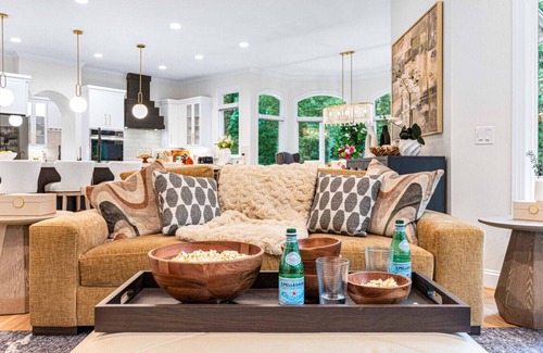 Burlington Casa | Luxury Home w/Hot Tub, Pets OK