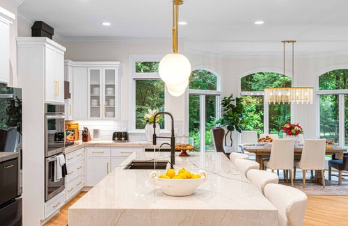 Burlington Casa | Luxury Home w/Hot Tub, Pets OK