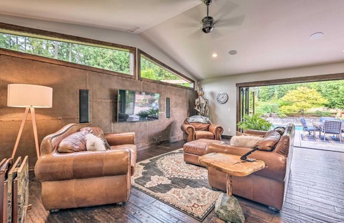 North Creek Casa | Luxury Home with Backyard Oasis - Near Seattle!