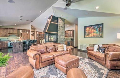 North Creek Casa | Luxury Home with Backyard Oasis - Near Seattle!