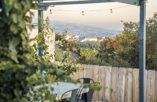 Bay Terraces Casa | Luxury home with beautiful views - 15 min from DT!