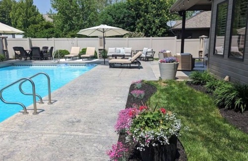 Omaha Casa | Luxury Home with Heated Saltwater Pool