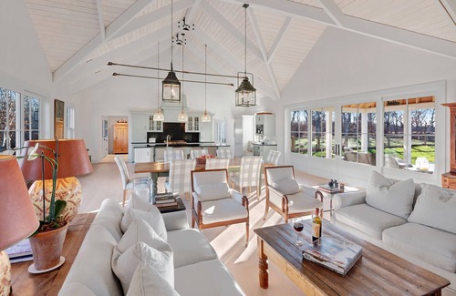 West Tisbury Casa | Luxury home with pool in tranquil West Tisbury setting