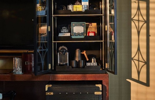 Aspen Apartamento | Luxury Hotel Junior Suite w/ onsite dining, ski valet and heated pool!