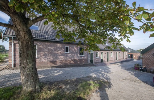 Leidschendam Apartamento | Luxury hotel rooms, possibly with farmer's breakfast!