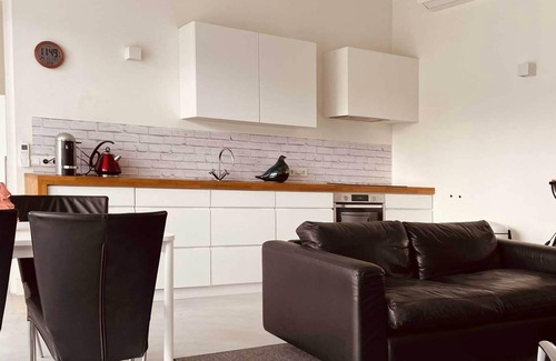 Municipality of Oosterhout Casa | Luxury house and large garden in a wooded area
