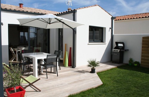 Thaire Casa | Luxury house, garden, thalasso at 6 kms