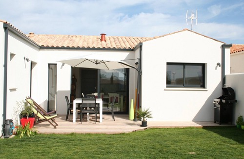Thaire Casa | Luxury house, garden, thalasso at 6 kms