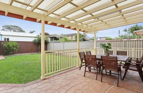 Lidcombe Casa | Luxury house hotel Lidcombe Sydeny Australia