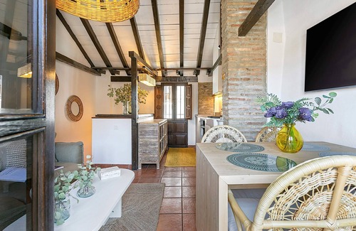 Albaicín Apartamento | Luxury House in Granada Center. Reyes II