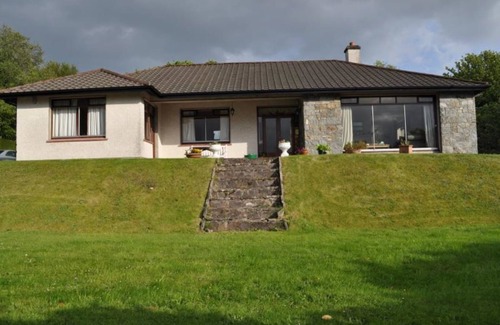 Dawros Casa | Luxury House, large mature gardens, completely private, 3km from Kenmare.