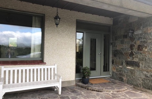 Dawros Casa | Luxury House, large mature gardens, completely private, 3km from Kenmare.
