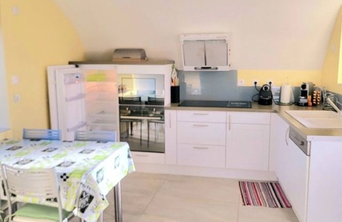 Hermitage-Tournonais-Herbasse-Pays de Saint-Felicien Casa | Luxury house, magnesium salt pool, sauna, gym. Sleeps 5