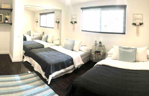 Valley Glen Casa | Luxury house pool & Spa 10 mins from Hollywood & Universal Studios