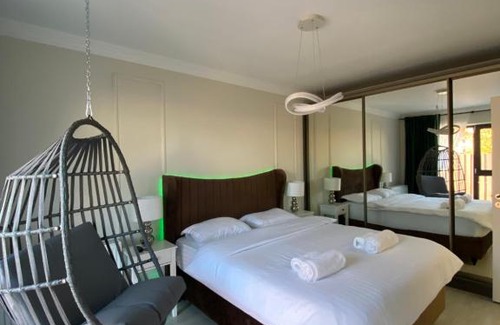 Tractorul Apartamento | Luxury House