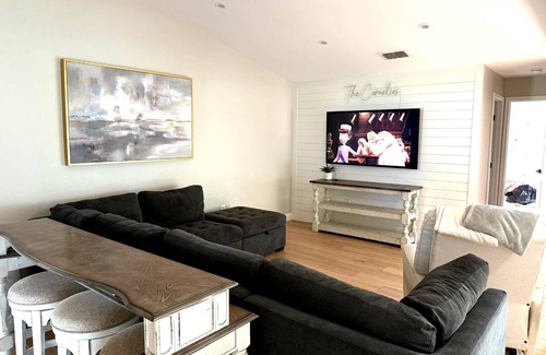 Ventura Casa | Luxury House - Sleeps 6, Golf, Disney, Family Fun!