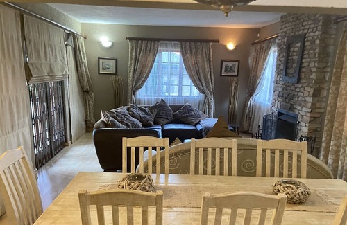 Dullstroom Casa | Luxury House to rent in Dullstroom