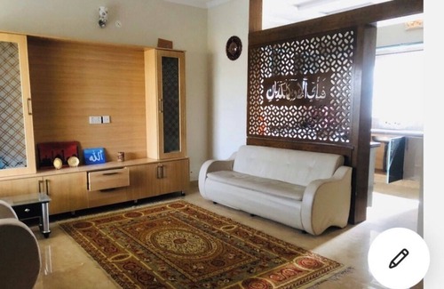 Bahria Town Casa | Luxury house with 4 bedrooms and free parking
